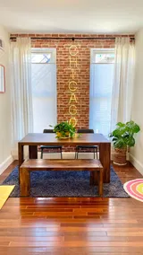 【Central】- Eclectic Fun 1BR APT in Wicker Park - Image 2