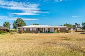 VP Ranch House~3BR, 2BA~Biggest, Nicest Home! - Image 2