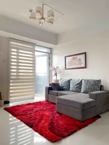 Agréable appartement convivial et familial avec piscine et jardin | Vue ville - Image 3