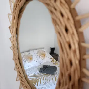 Roussillon city center apartment - Image 3