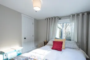 Duck Pond Cottage - Hot Tub, Fire Pit & Fast Wifi - Image 3