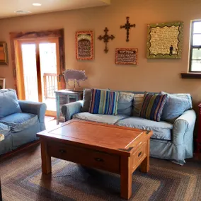 Gorgeous Barn Home, Stocked Pond - Near WEC! - Image 5