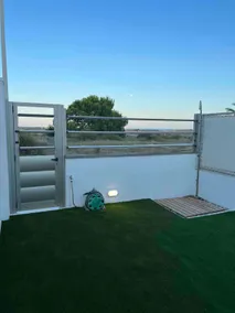 Beachfront house. Newly renovated - Image 4