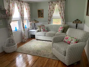 Wonderful Poconos Couples getaway! Skiing - Image 2