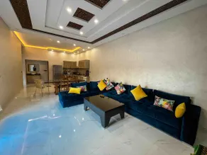 Modern villa with pool - Image 5