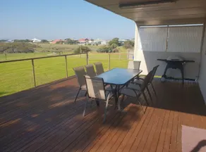 Cedar View (54 Merrett st) - Image 2