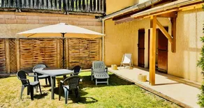 Beautiful 2-room apartment with garden and private parking - Image 4