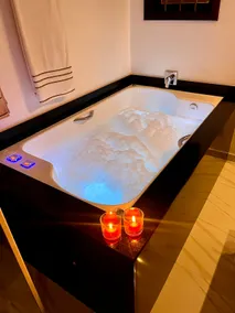 House with bathtub and fireplace in the Serra Gaúcha. - Image 3