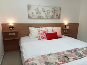 Chiga Home - Image 4