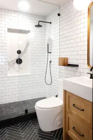 Luxury Avondale Guest House, Walk to Shops - Image 5