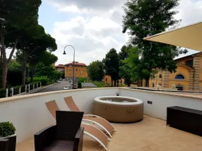 L&G's Roof Terrace - Image 3