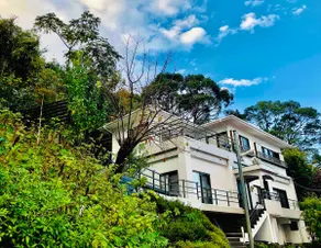 ShenSHEN Rehai Ocean View Villa Hotel and Sun Zhengyi as neighbors facing the sea with private terrace for up to 14 people - Image 3