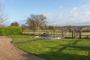 Paddock Barn, Bridgnorth: A modern converted barn - Image 5