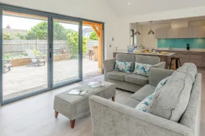 Bracklesham & Witterings Beaches, dog friendly - Image 5