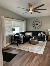 Mid Century Gem Near Theme Parks - Image 2