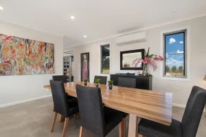 Silverdown Luxury king rooms OR Apartment - Image 3