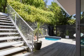 Treehouse Spa Escape - Private Spa Pool - Image 3