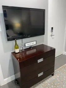 Private Suite & Bath Minutes from Downtown Houston - Image 5
