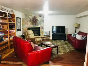 Private Walkout 2 bdrm Basement Near Station Park - Image 3