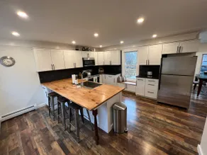 Spacious 5BR Retreat | Near Pico & Killington - Image 4