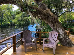 Withlacoochee River, big wood deck over the water - Image 2