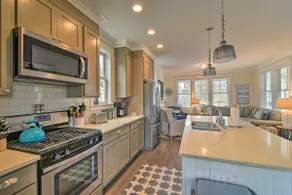 'Once Upon A Tide' Seabrook, WA beach home - Image 5