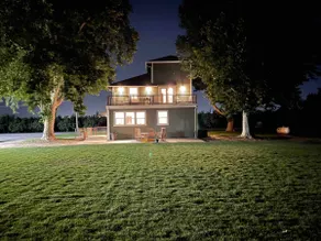 Entire Beautiful remodeled country ranch house - Image 2