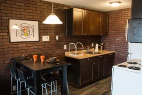 Central 1BD Apt-Walk Everywhere! - Image 4