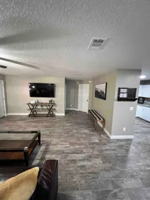 Beautiful Entire home Located 5Mins away from WEC - Image 3
