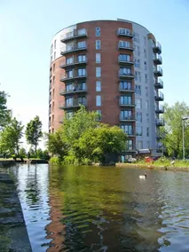 Opposite Etihad/ Co-op Live FREE Parking Nr Centre - Image 2