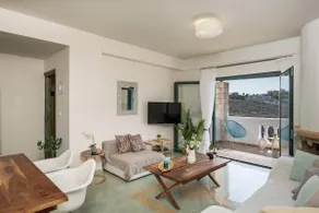 Luxury villa near Beach, with Private Pool & Views - Image 4