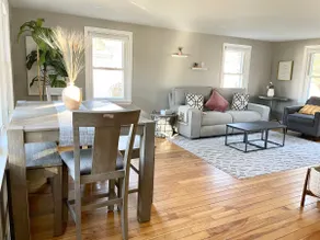 King Beds-Private Home w Office & Fenced Backyard - Image 2