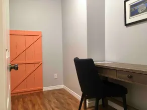 The Suite on Main - Image 4