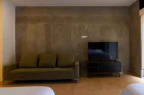 Apartment with balcony in the best location - Image 2