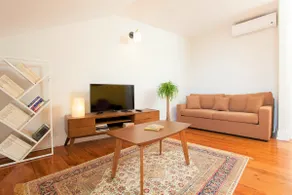 Cosy Apartment with Stunning River view in Alfama - Image 3