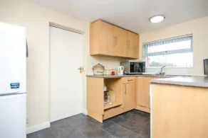 Double Bedroom Flat- Burntwood - Image 3