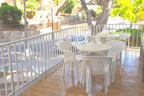 Houm Villa Plaza Arosa - Image 5