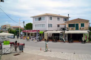 Kaposantes Sea view Apartment in the Old Town - Image 3