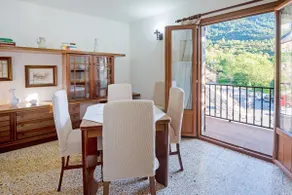 Cozy Pyrenees Getaway - Image 5