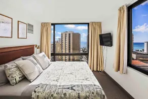 Waikiki Beach Ocean View 1 BD +Lanai - Image 4