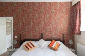 Historic hidden gem, perfect for exploring Exmoor - Image 2