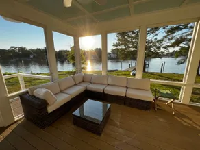 Stunning Chesapeake waterfront home - Image 3