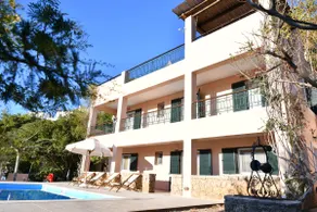 Plane Tree Villa - Image 4