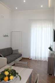 Sunset House - Image 5