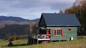 Cabin on the Hill - Image 5
