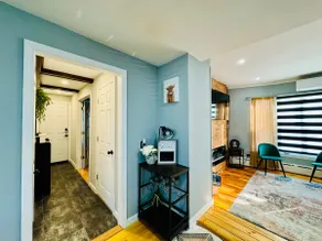 Chic/Cozy2BR-nearAirport & Beach - Image 4