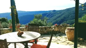 Artist house in the mountains view to sea - Image 2