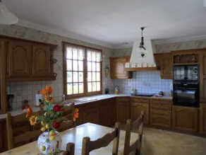 PLEASANT HOUSE OF 140 M², LARGE BALCONY ON THE UPPER FLOOR - Image 3