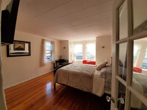 Apartment w/Parking, minutes to airport / Downtown - Image 4