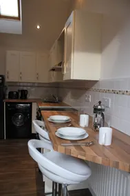 Secret Lodge in County Town of Somerset - Image 2